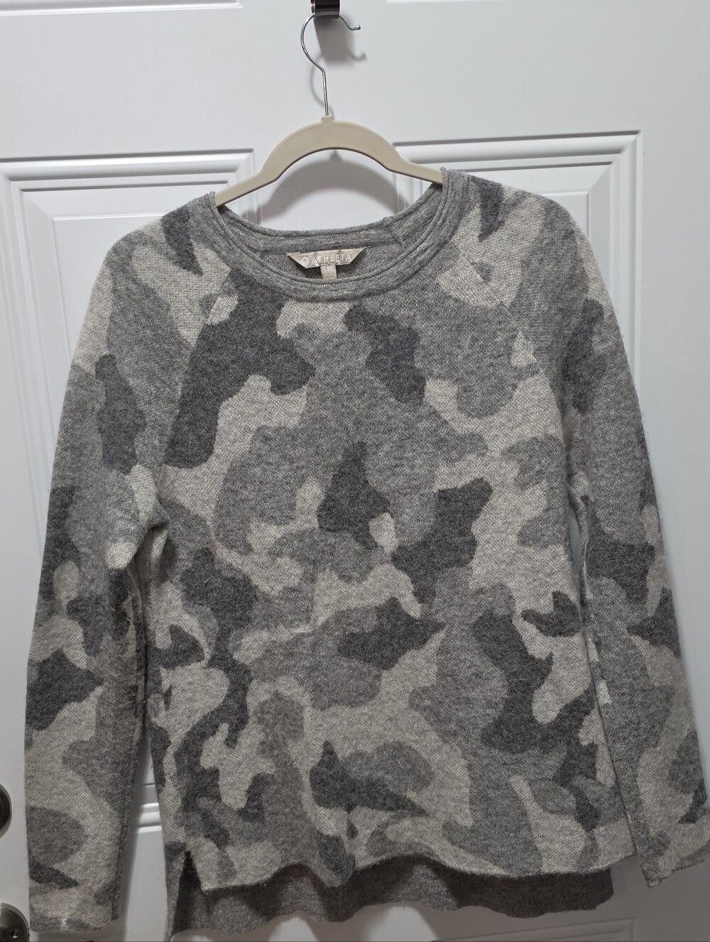 Alpaca, Wool, Nylon Athleta High Low Camo Sweater